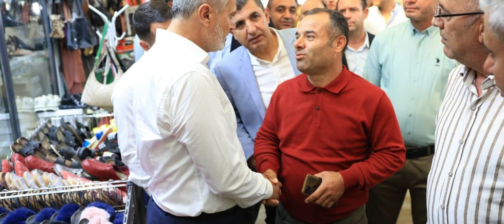 BAŞKAN ÖNTÜRK’TEN UZUN ÇARŞI ESNAFINA ZİYARET