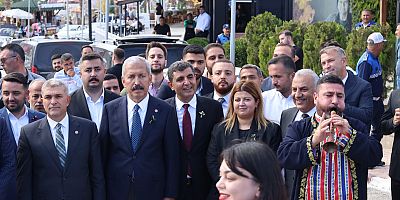 ALTINÖZÜ’NDE FESTİVAL COŞKUSU BAŞLADI