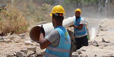 ALTINÖZÜ YENİŞEHİR’İN SU İLETİMİ GÜÇLENDİRİLDİ 