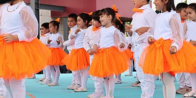 BAŞKAN ÖNTÜRK, BAYRAM NEŞESİNİ ÇOCUKLARLA PAYLAŞTI