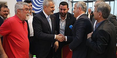 BAŞKAN ÖNTÜRK, İFTAR SOFRASINDAN BİRLİK ÇAĞRISI YAPTI