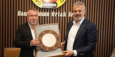 BAŞKAN ÖNTÜRK İSKENDERUN’DA GAZETECİLERLE BULUŞTU