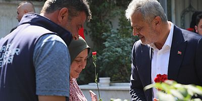BAŞKAN ÖNTÜRK’TEN ŞEHİTLİKLERE ZİYARET  