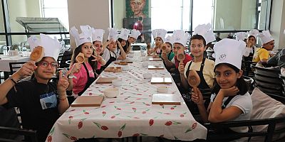 GASTRONOMİEVİ KAPILARINI ÖĞRENCİLERE AÇTI