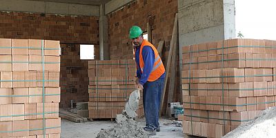 HBB’DEN SAMANDAĞ’A HALI SAHA MÜJDESİ 