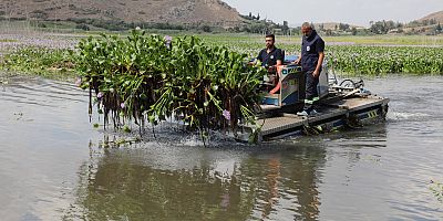 HBB, GÖLBAŞI GÖLÜ’NÜ TEMİZLİYOR