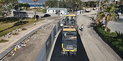HBB, İSKENDERUN SAHİL YOLUNU ASFALTLAMAYA BAŞLADI