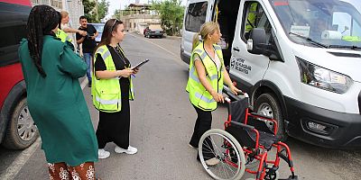 HBB TEKERLEKLİ SANDALYE DAĞITIMINI SÜRDÜRÜYOR