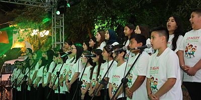 İRFAN VE SANAT GÜNLERİ’NDE SAHNE MEDENİYETLER KOROSU’NUN