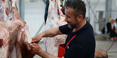 KESİM NOKTALARI BAYRAMIN İLK GÜNÜ ÜCRETSİZ HİZMET VERDİ