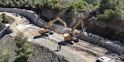 SERİNYOL - MADENLİ YOLUNDA ÇALIŞMALAR SÜRÜYOR